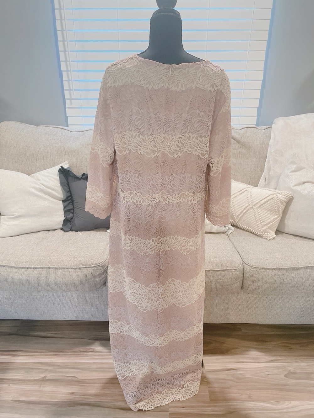Dainty Jewells Maxi Length Lace Dress Size XXXL - Picture 5 of 9